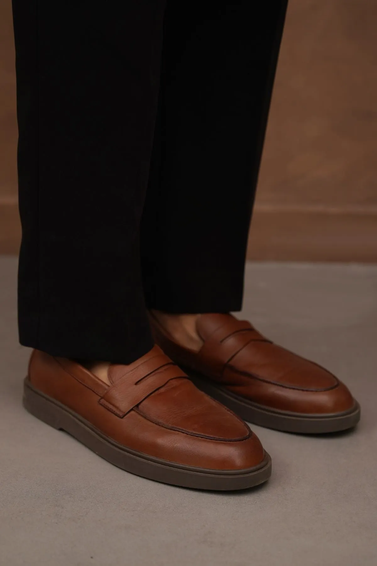 least winter EVERYDAY LEATHER LOAFERS