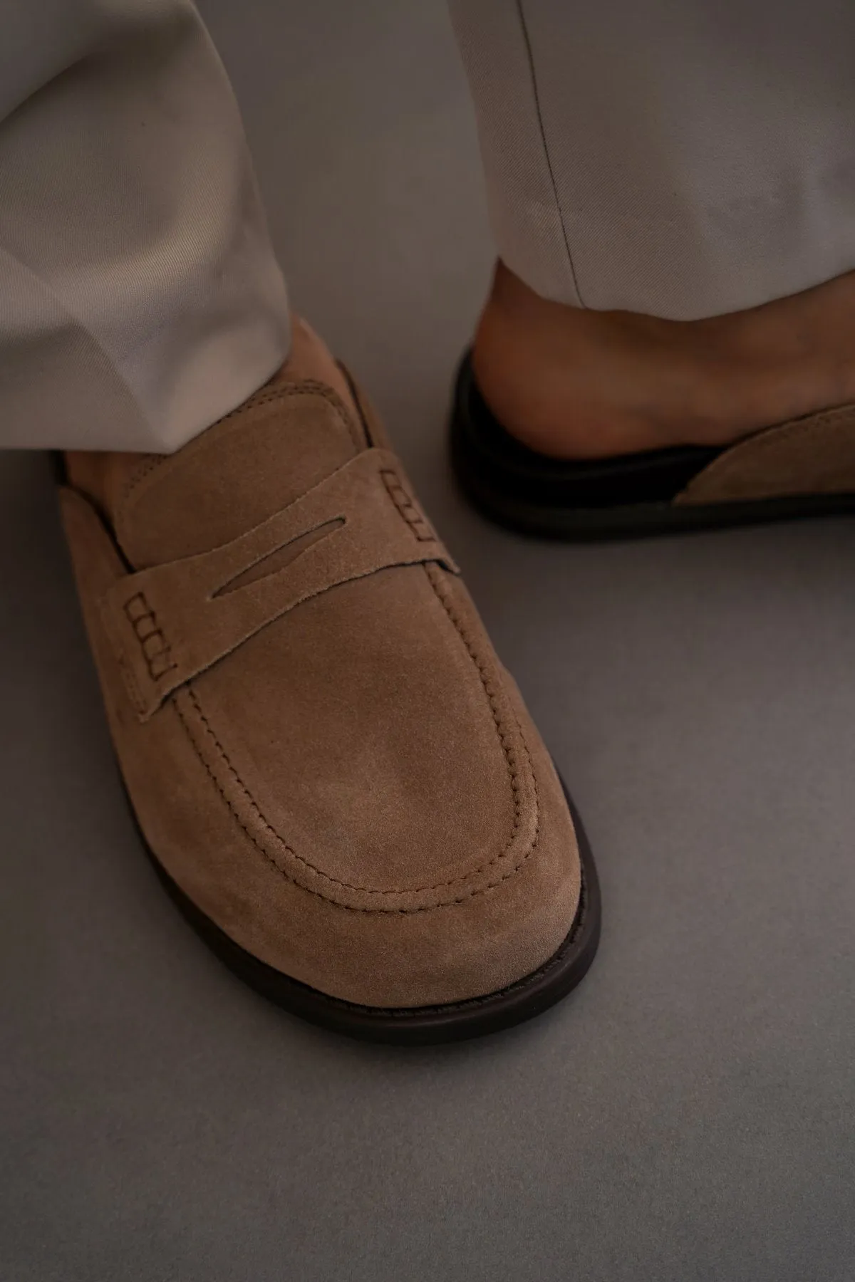 SUEDE LEATHER MULES grip - level Quick Dry Fabric Technology