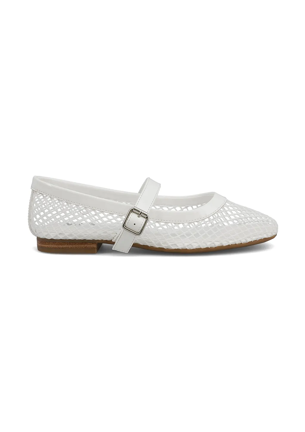 Rayza Flat - White Exclusive breathability