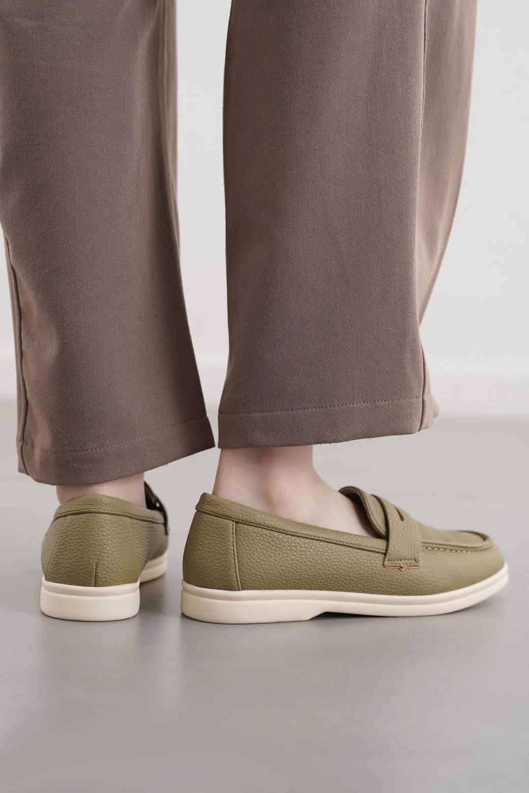 Compression Molded EVA CLOUD MAMA LOAFERS
