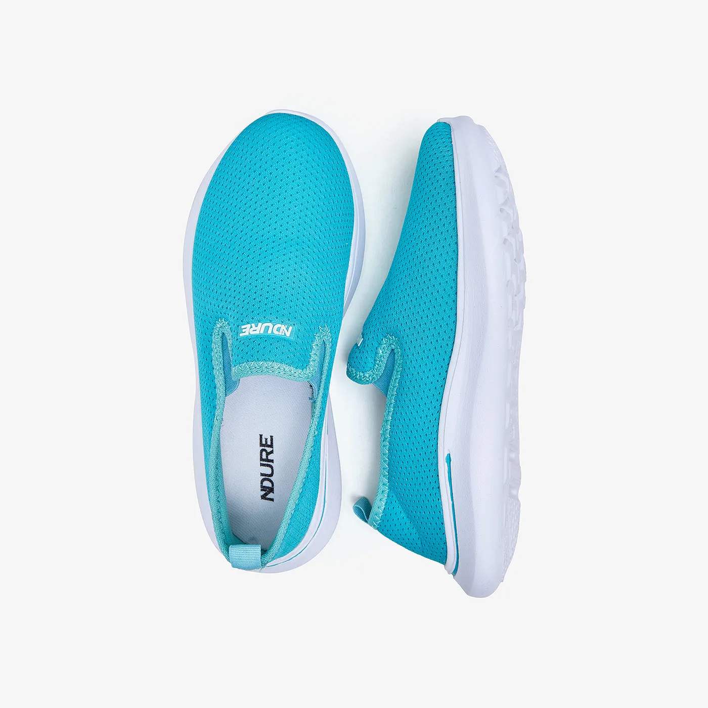 ReinforcedHeel Lace Up Closure Mechanism Women's Slip-On Sneakers