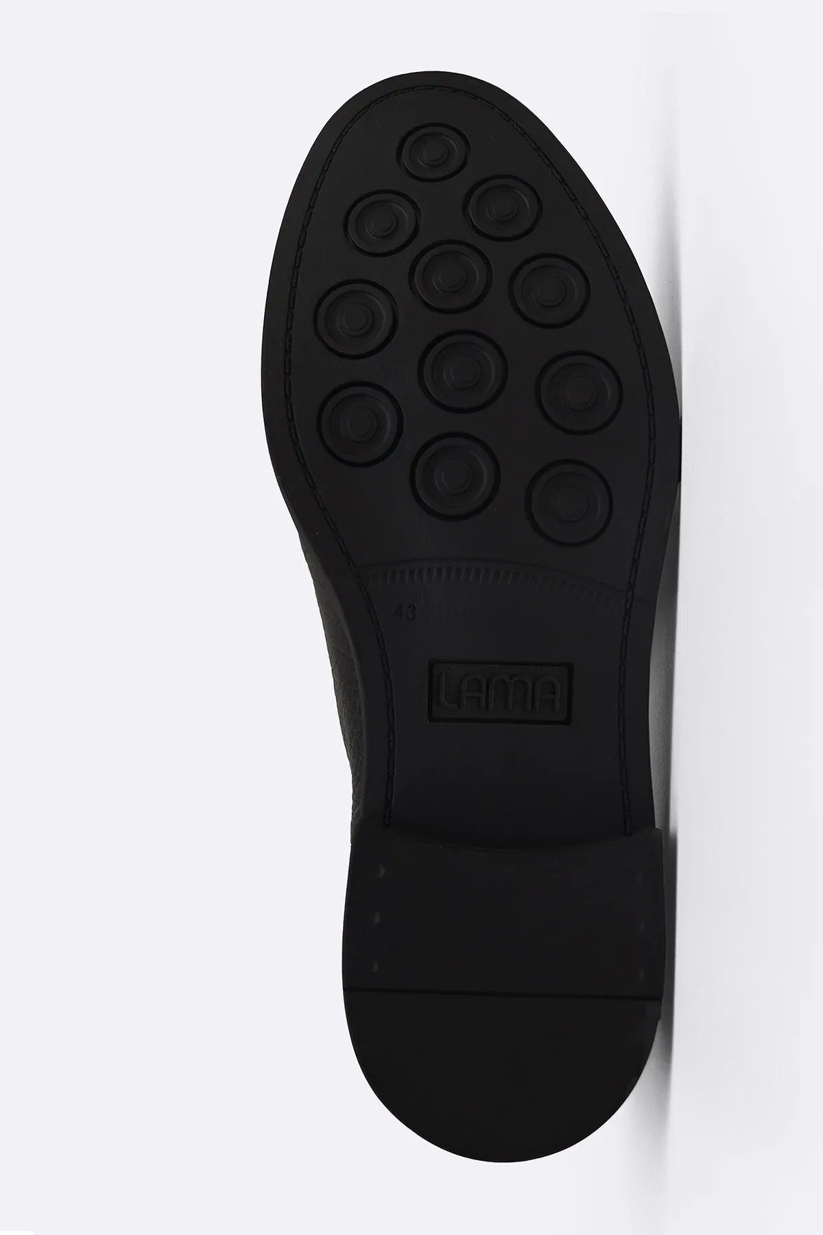 Multi directional traction GRAINED LEATHER TASSEL LOAFERS