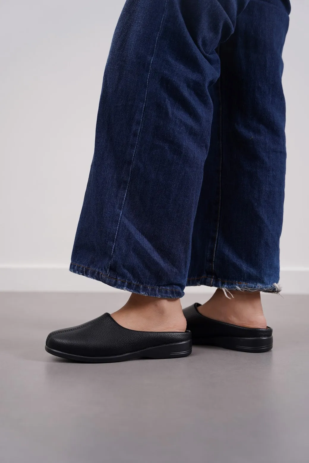 ELLA MAMA MULES suitable for beginners