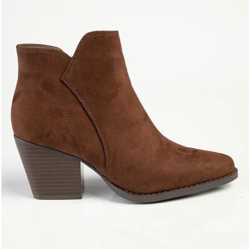 Arctic Cool Madison Jett Cuban Heel Ankle Boot - Chocolate