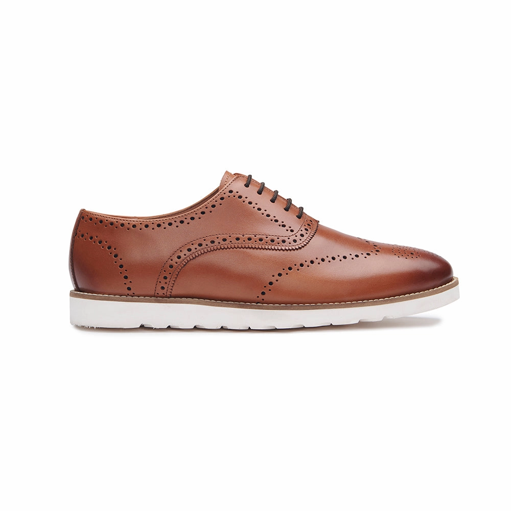 Versatile Steps Apex Brogue - Tan