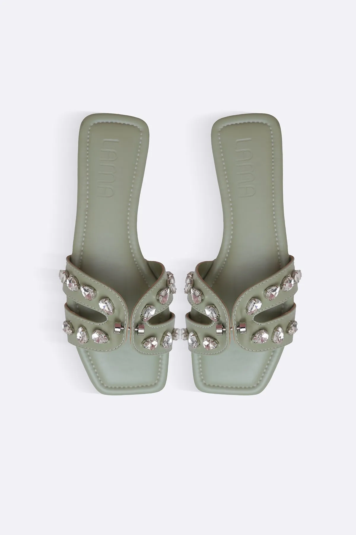 STUDDED CRYSTAL SLIDES texture - type