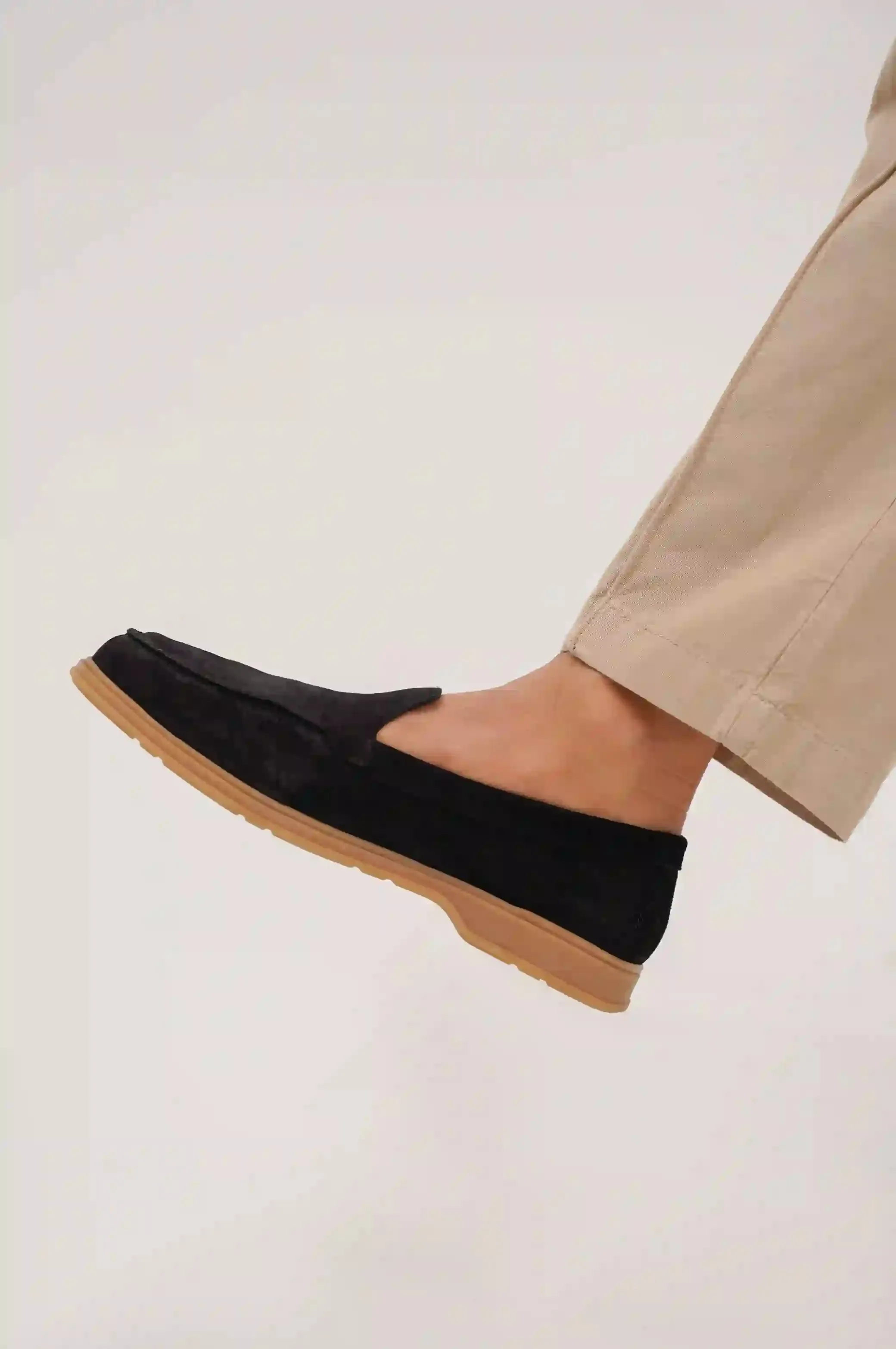SLIP ON LOAFERS Slim Style Refined chic