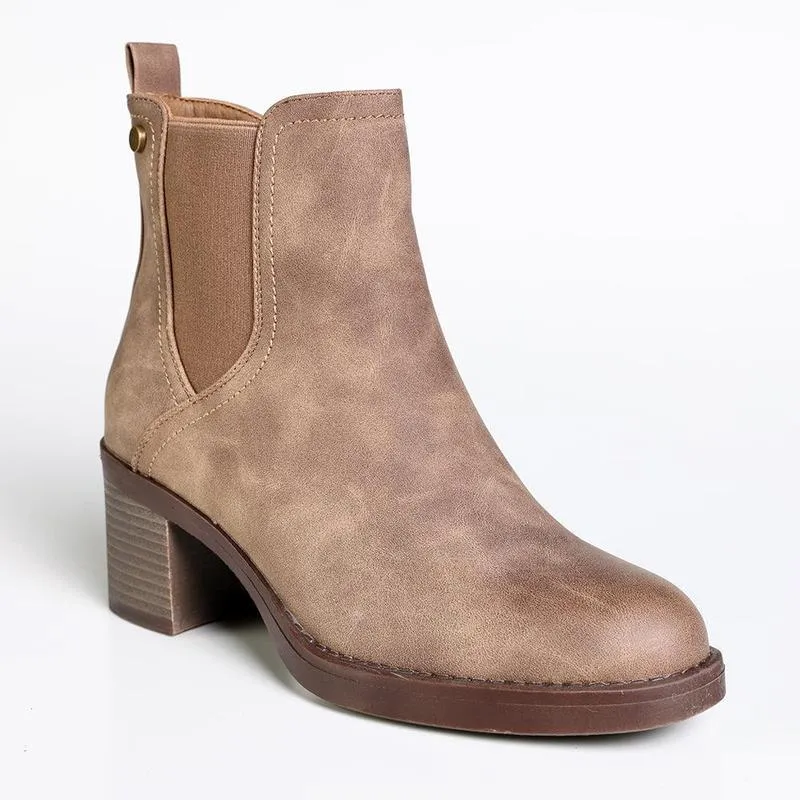 Durable Sole Soft Style by Hush Puppies Owen Gusset Ankle Boot - Taupe