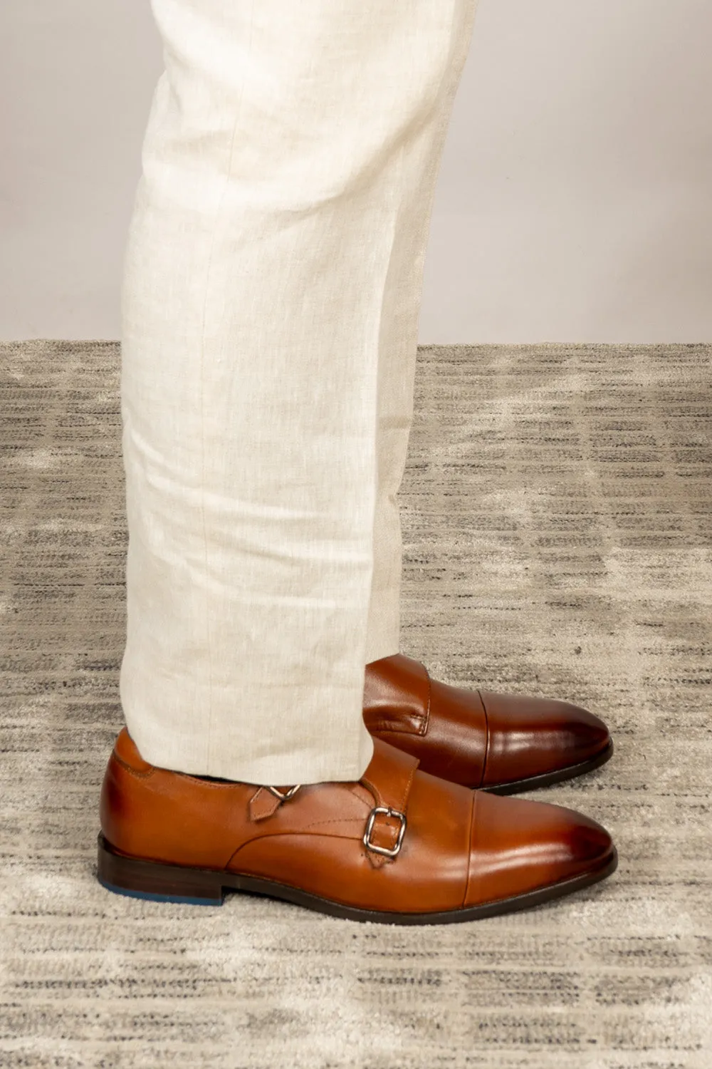 Hadley Tan Versatile Uniform foldable