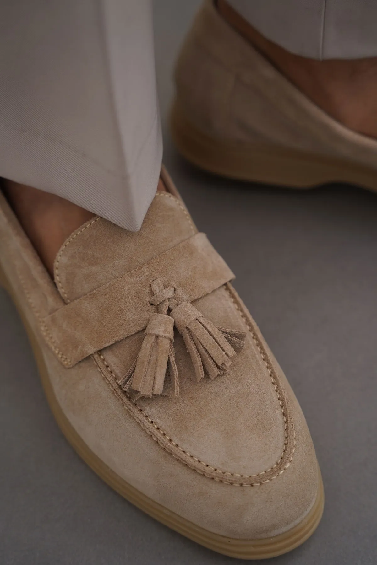 Unisex SUEDE LEATHER TASSEL LOAFERS