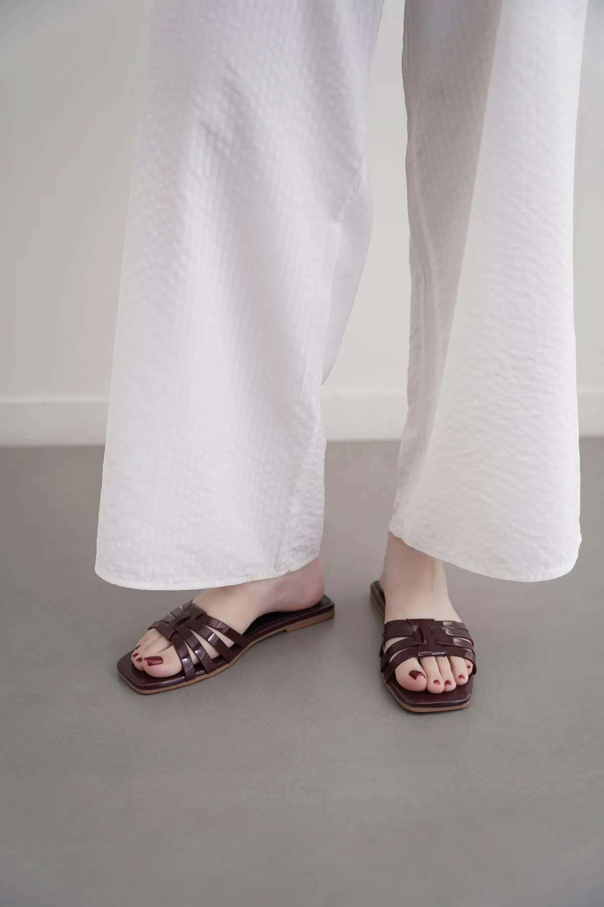 Modern western STREET SLIDES