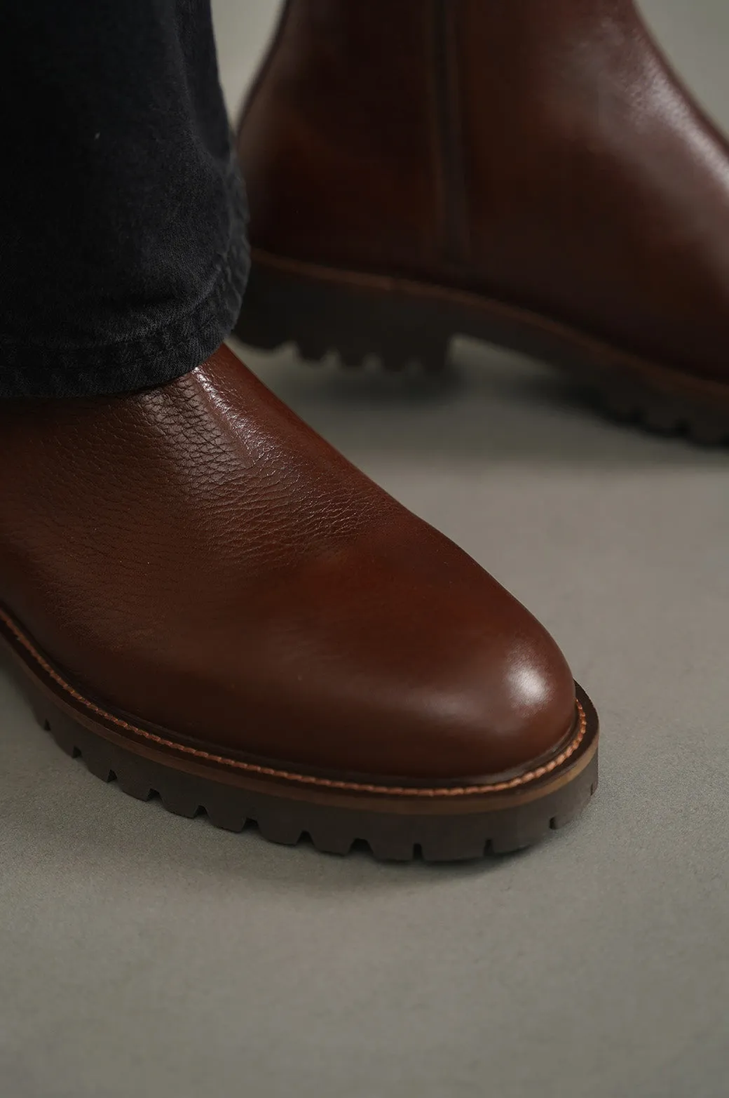 TEXTURED LEATHER CHELSEAS popularity - level