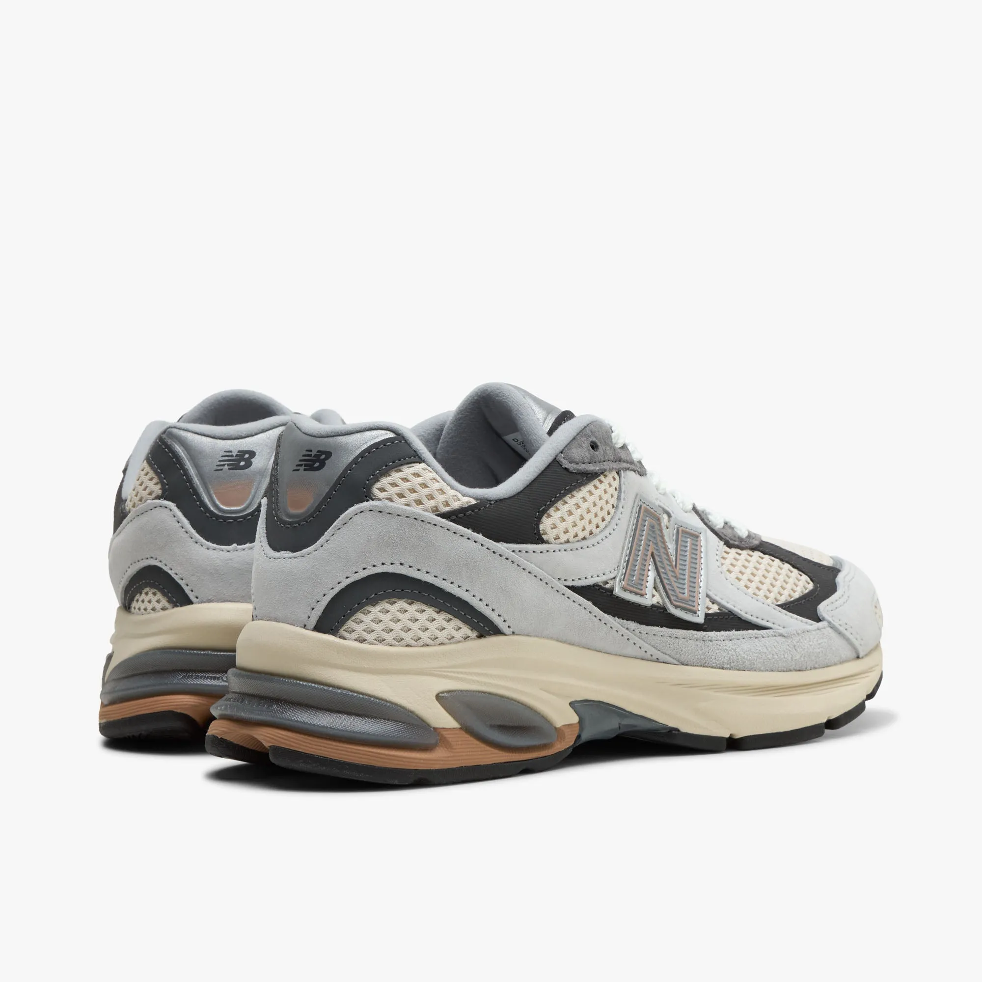 New Balance 2010 Brighton Grey / Linen Unidirectional Airflow Vents Tension Balanced Design