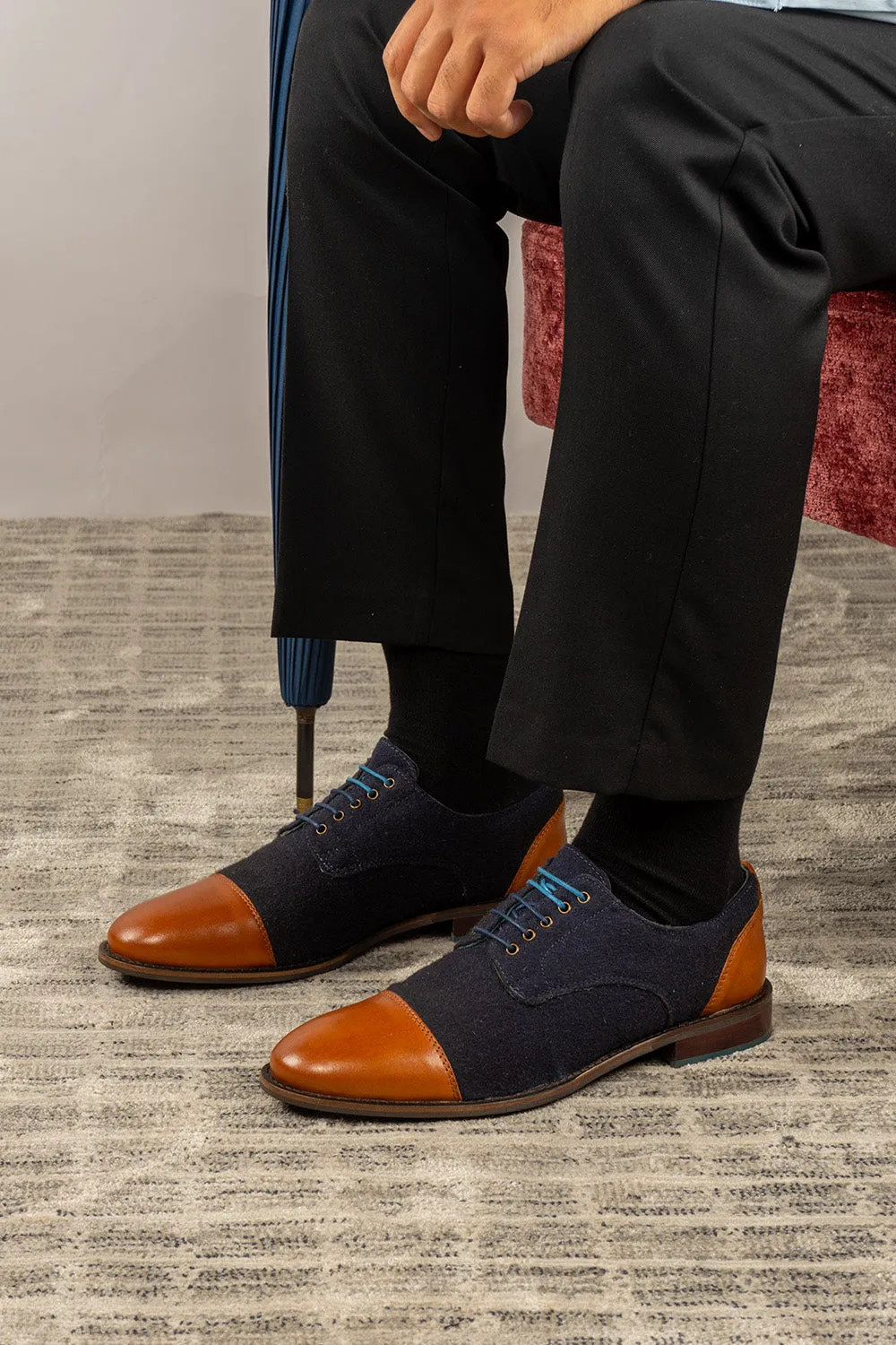 Elegant Thomas Cognac/Navy