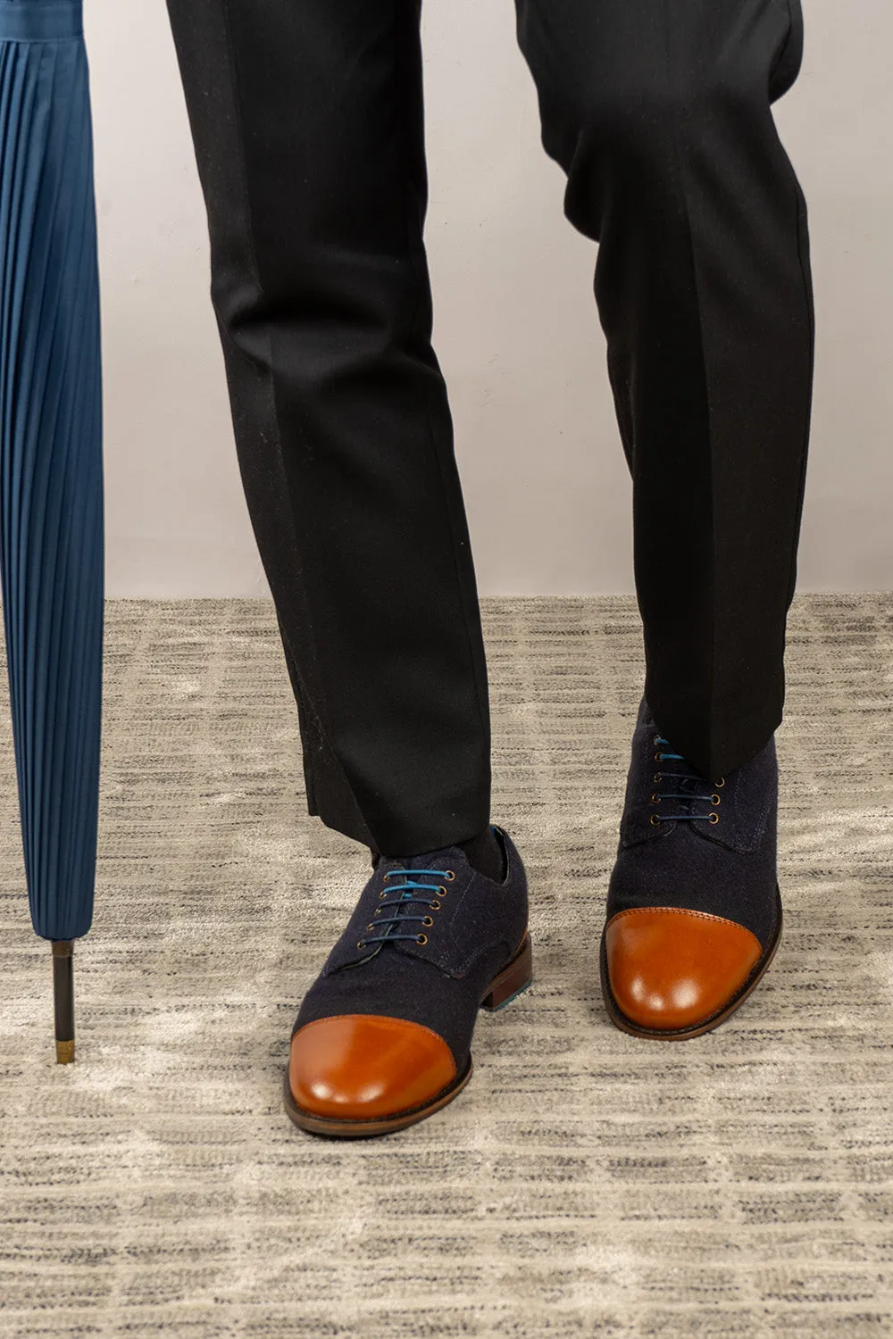 Thomas Cognac/Navy Flex Walk Fine Work