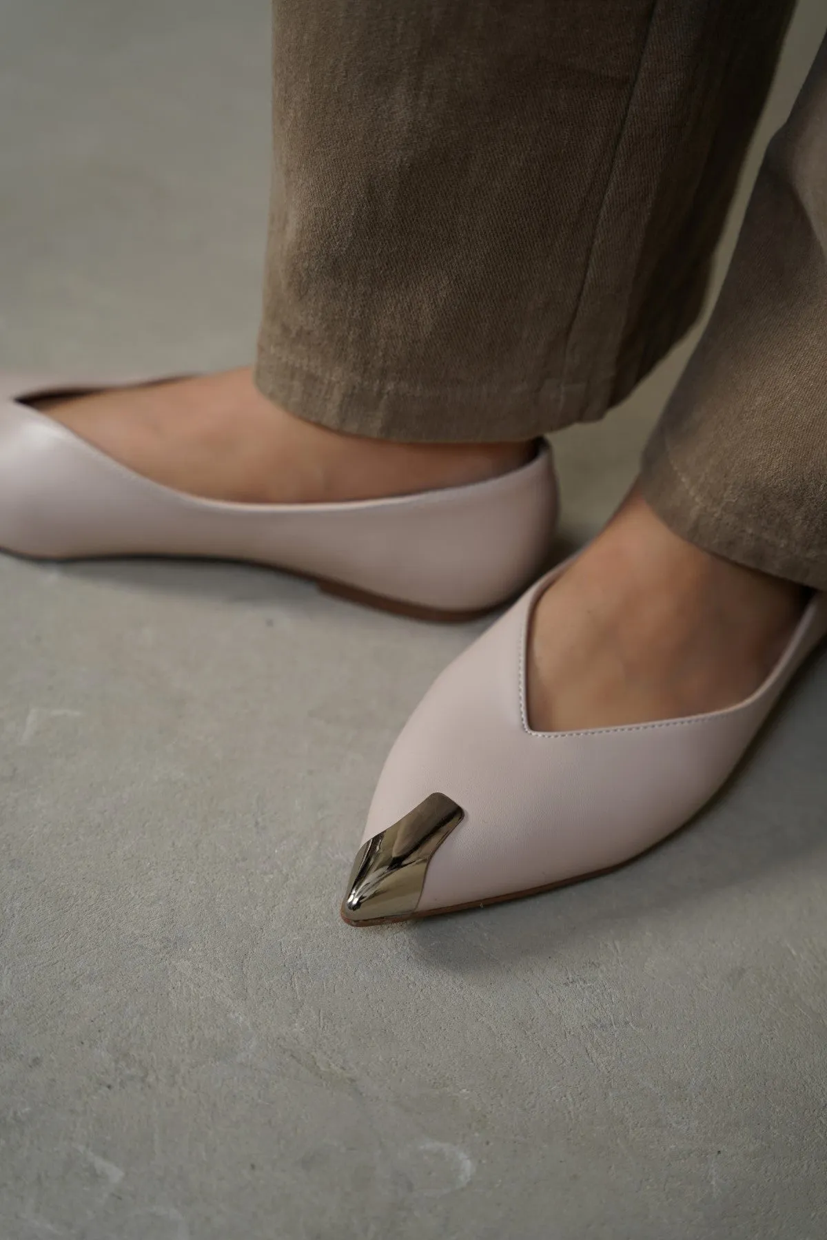 Adjustable Fit System Warm in winter GILDED TIP FLATS