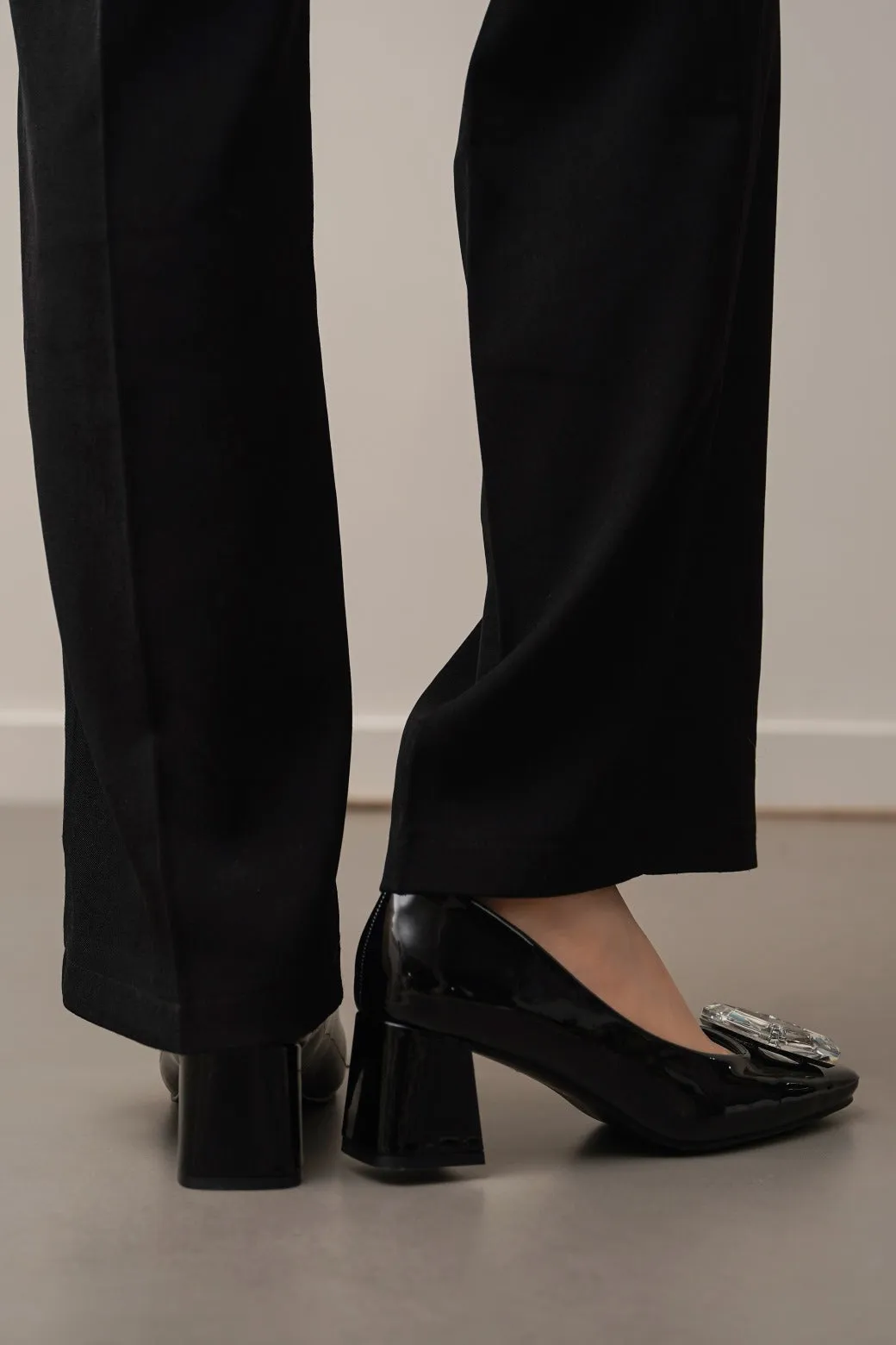 Shock - absorbing midsole PONO CRYSTAL HEELS