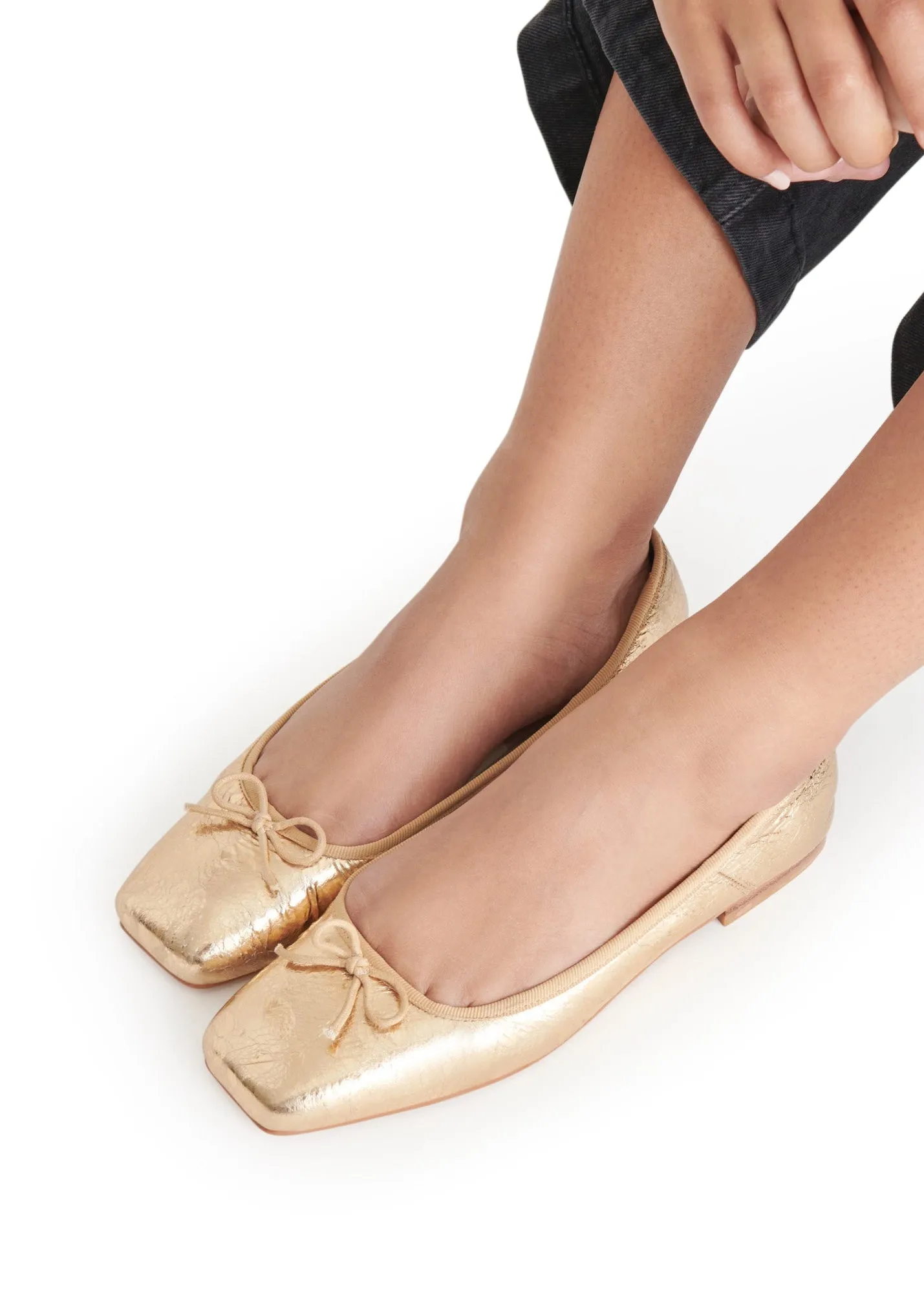 Soft Traction Anisa Flat - Gold