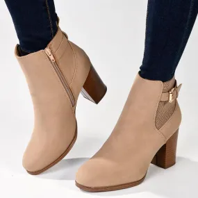 Madison Johnda Ankle Gusset Boot - Nude Traction Lug Pattern