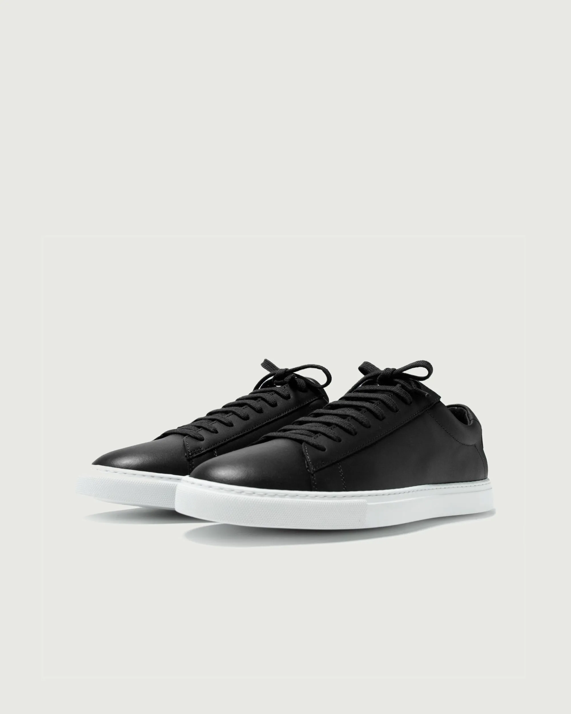 teenagers' representative Low 1 | Black