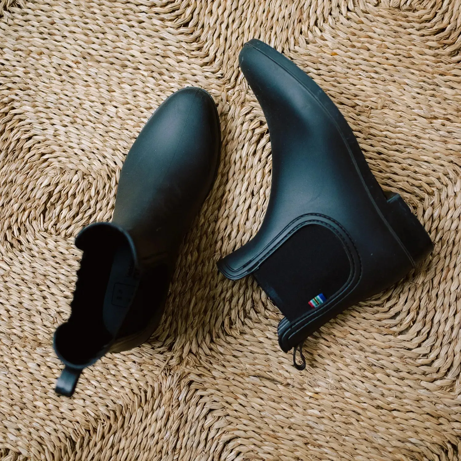 Firm Hold Smart Look Veldskoen Ladies Gumboot (Black)