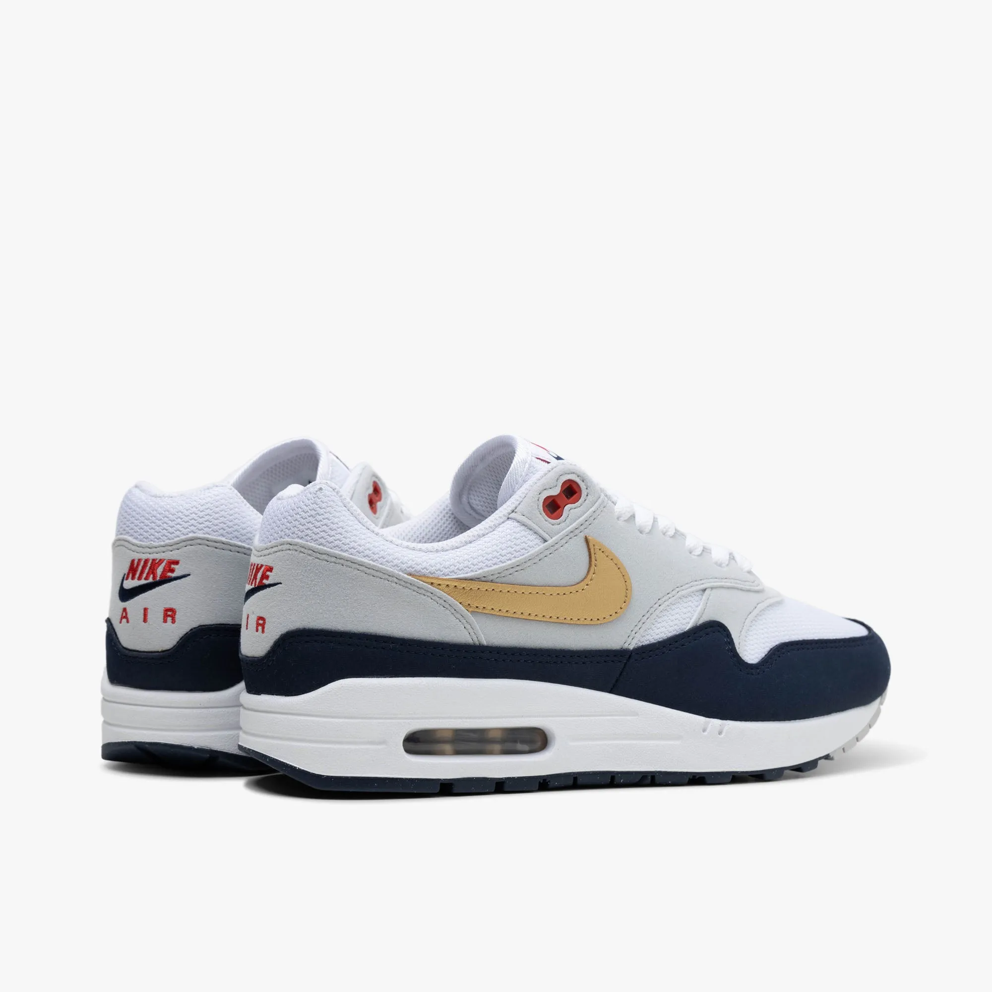 Urban Activity Low Comfort Nike Air Max 1 Obsidian / Metallic Gold - White