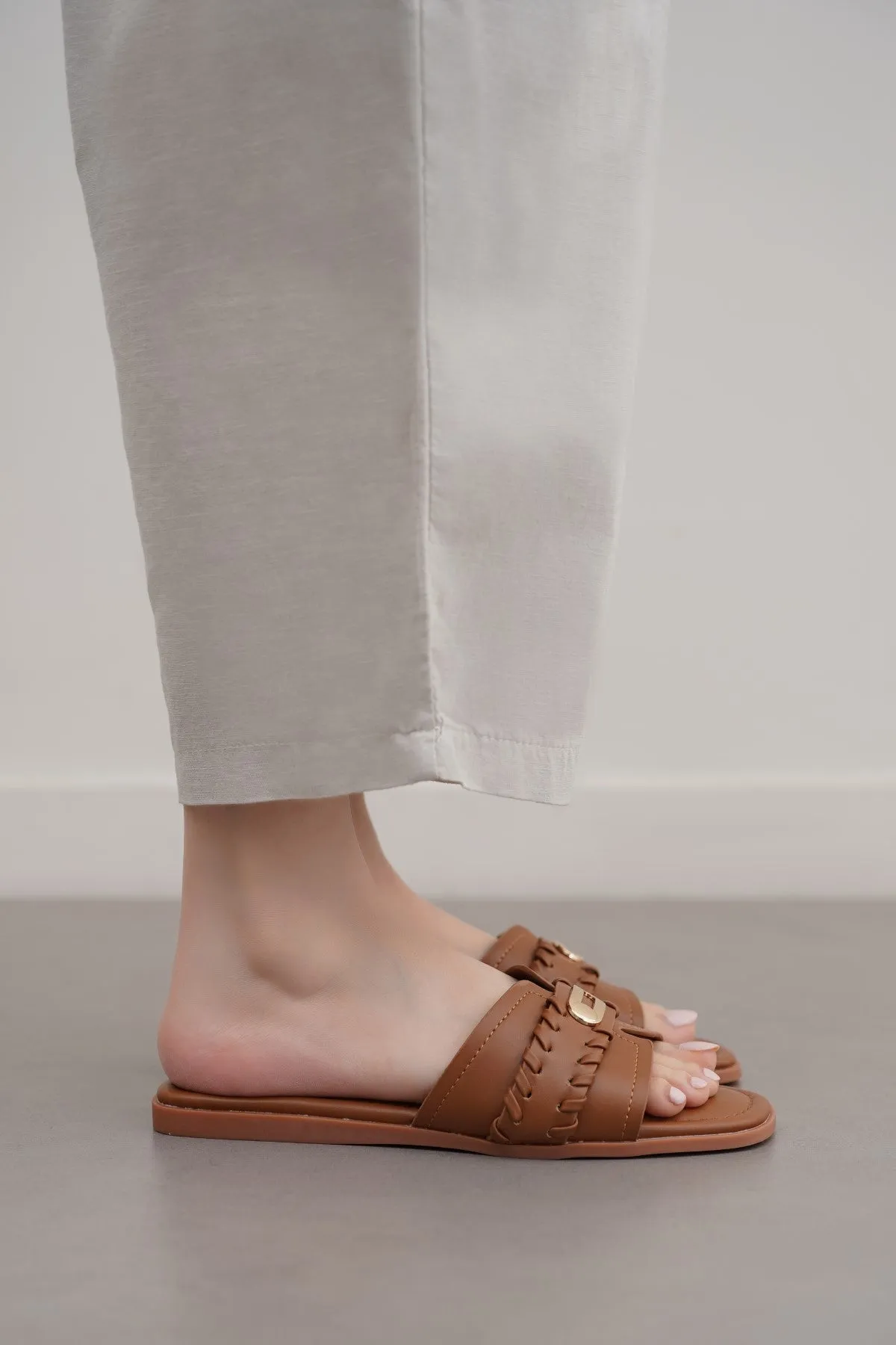 WHIPSTITCH SLIDES Smooth Inner Seam