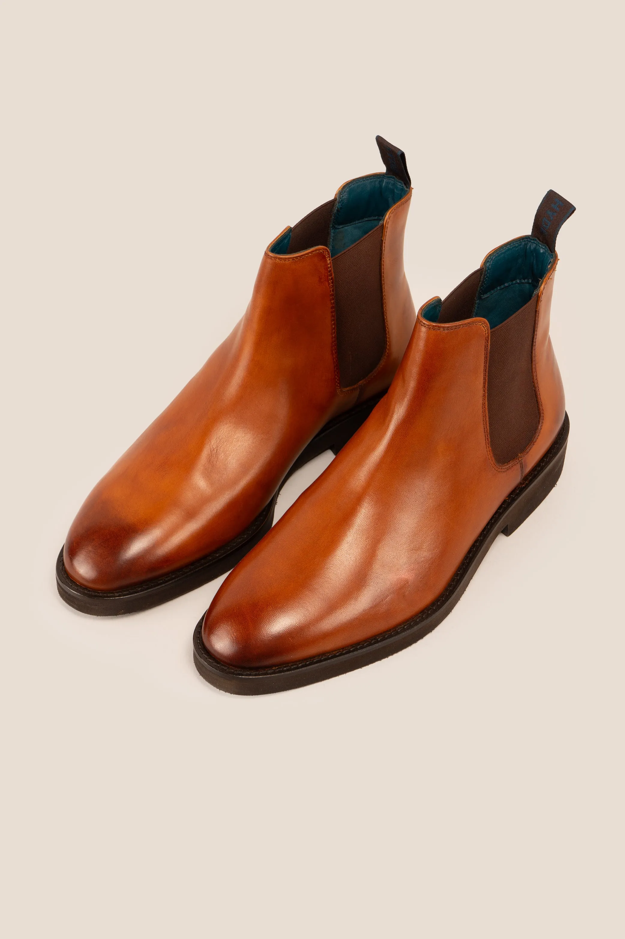 Michael Tan Multi directional traction