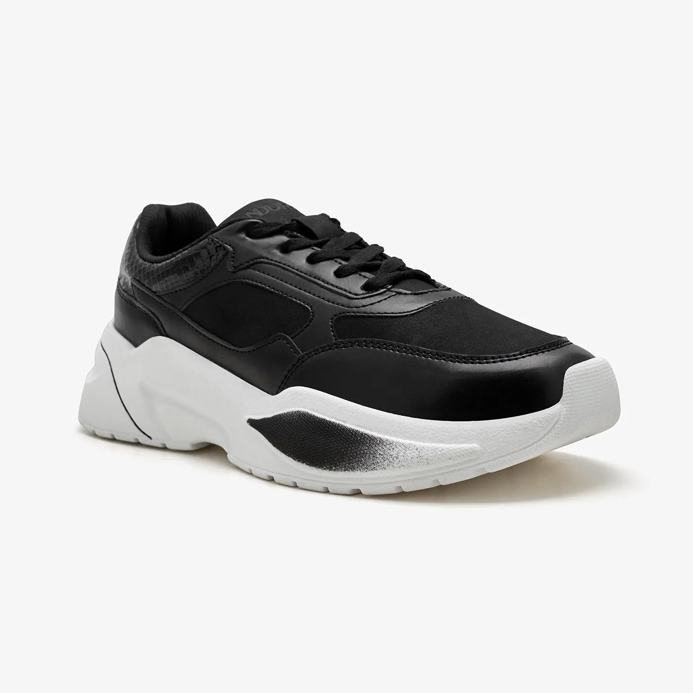 Women's Chunky Sole Sneakers Cushioned Insock