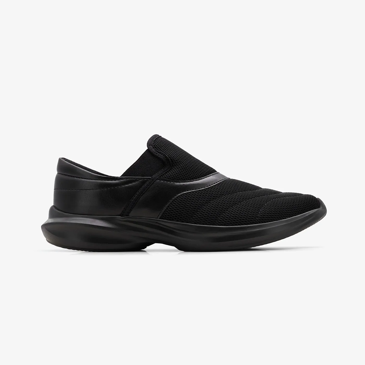 Steady walk Women??s Mesh Slip-On Sneakers