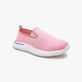Structured silhouette Women's Slip-On Sneakers